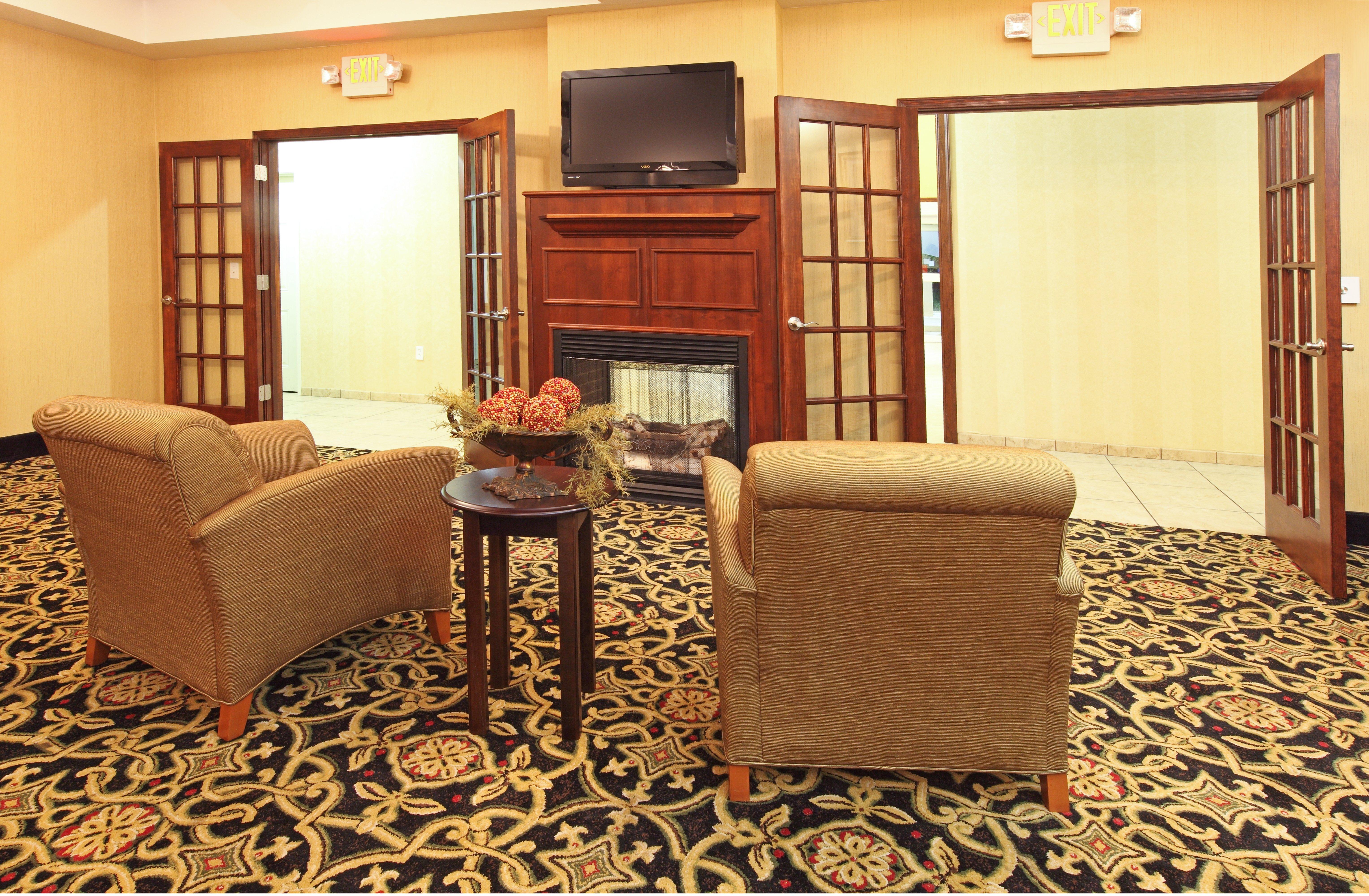 Holiday Inn Express Hotel & Suites Clarksville Exteriér fotografie
