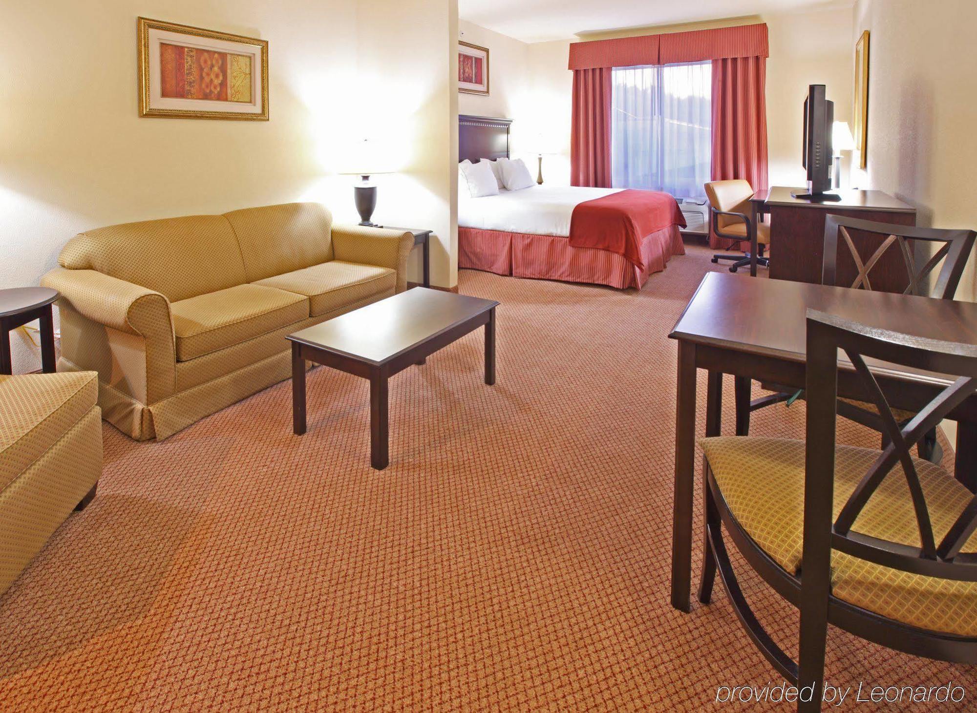 Holiday Inn Express Hotel & Suites Clarksville Exteriér fotografie